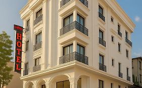 Confores Hotel